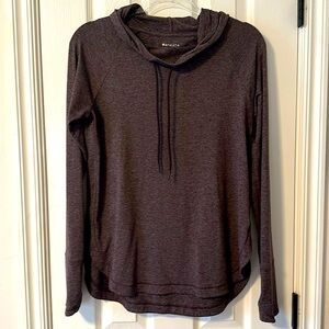 Athleta women’s size small hooded long sleeve top